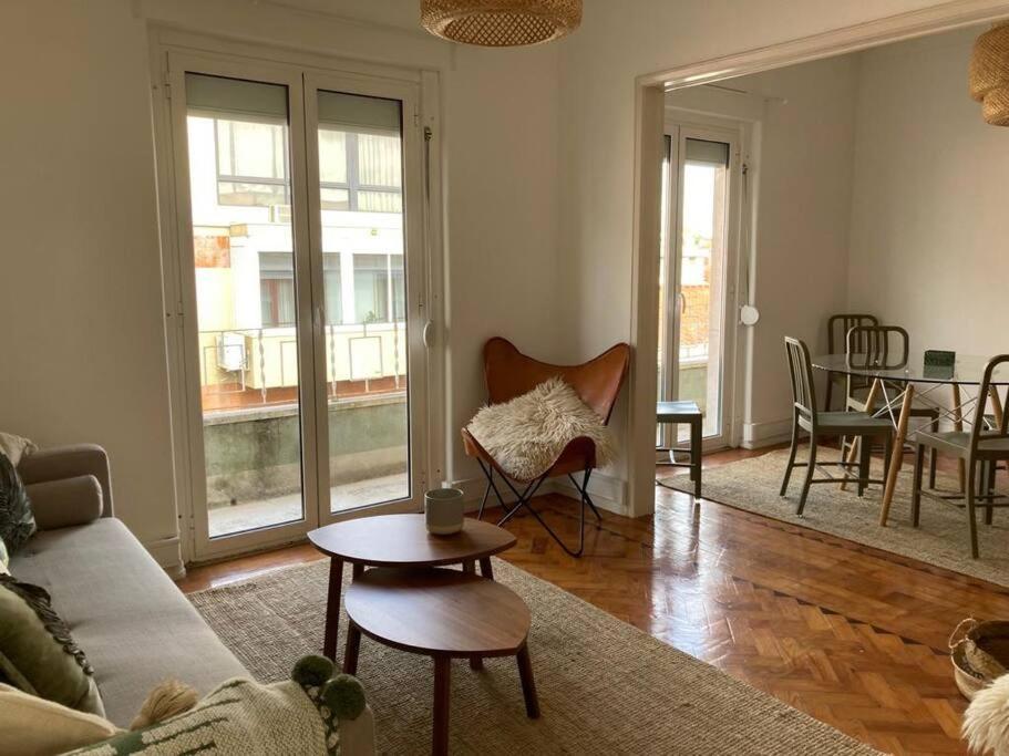 Apartamento Bem Localizado Para Familias & Amigos Apartment ลิสบอน ภายนอก รูปภาพ