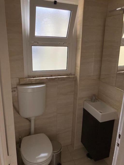Apartamento Bem Localizado Para Familias & Amigos Apartment ลิสบอน ภายนอก รูปภาพ